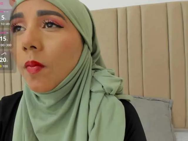 Freechat -Alisha on BongaCams