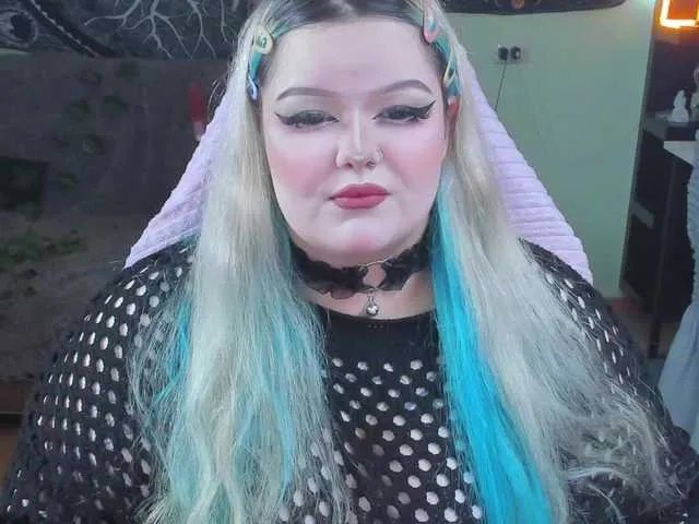 -CandyM1lky- on BongaCams