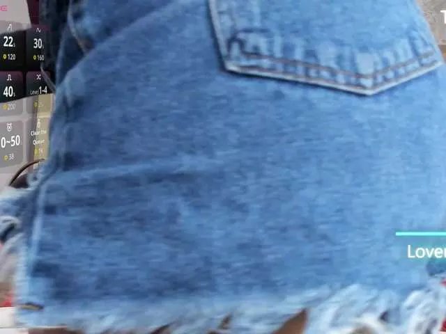 Freechat AdaraMills on BongaCams