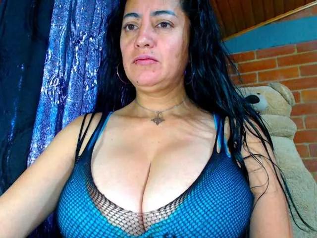 AlexandrinaFenix on BongaCams