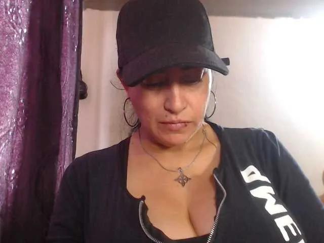 AlexandrinaFenix on BongaCams