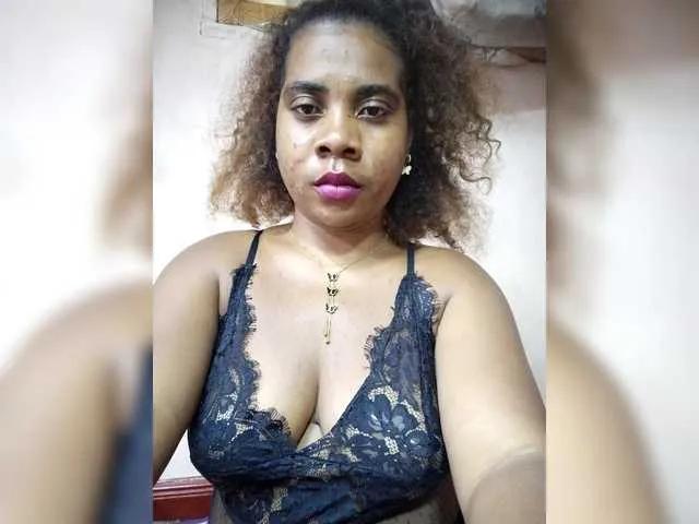 Watch naked slut AlineEdena AlineEdena from BongaCams