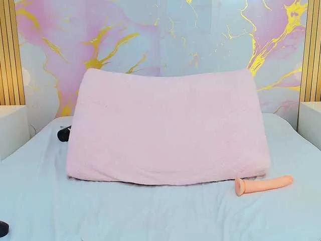 AlishaDixon on BongaCams