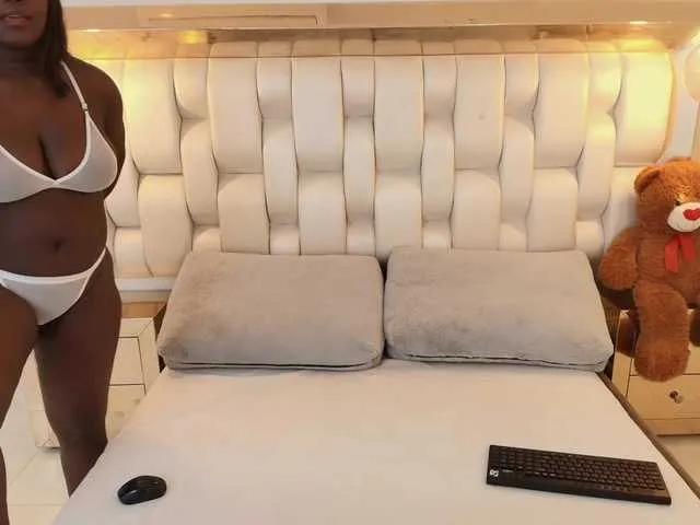 AlishaDixon on BongaCams