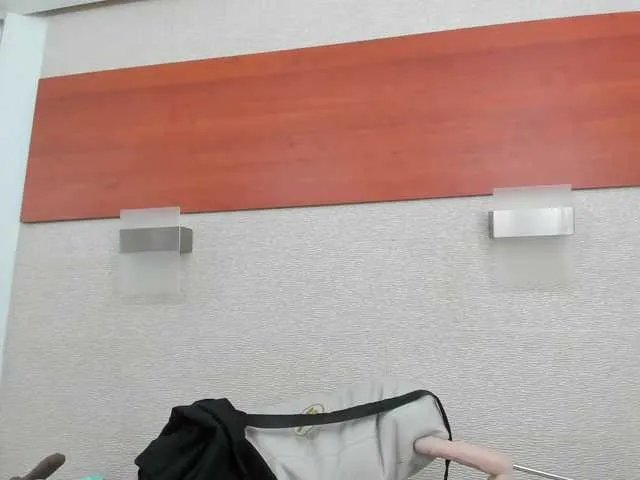 Freechat AlliceGreen on BongaCams