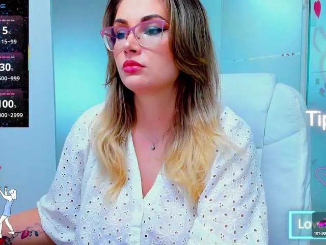 Freechat anyarosses on BongaCams