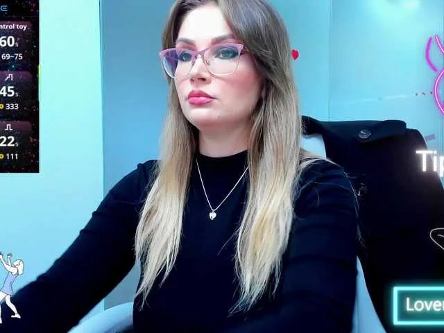 Freechat anyarosses on BongaCams