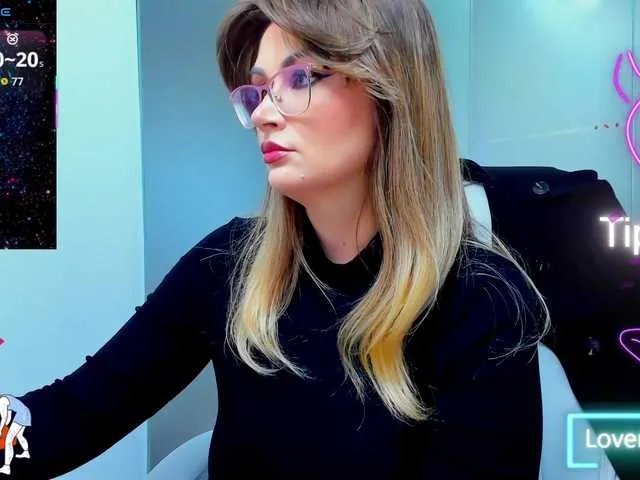 Freechat anyarosses on BongaCams