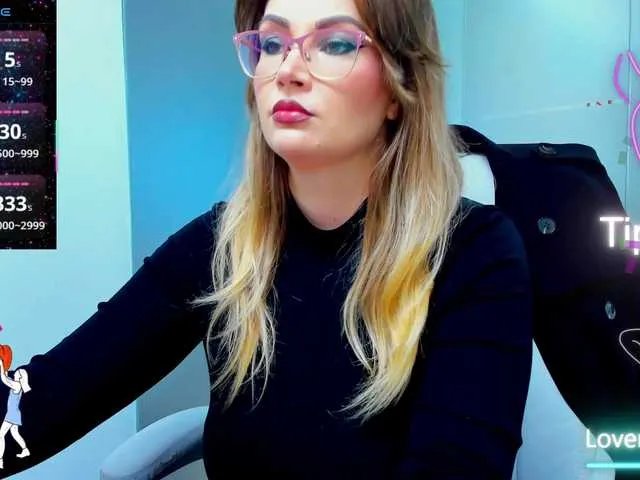 Freechat anyarosses on BongaCams