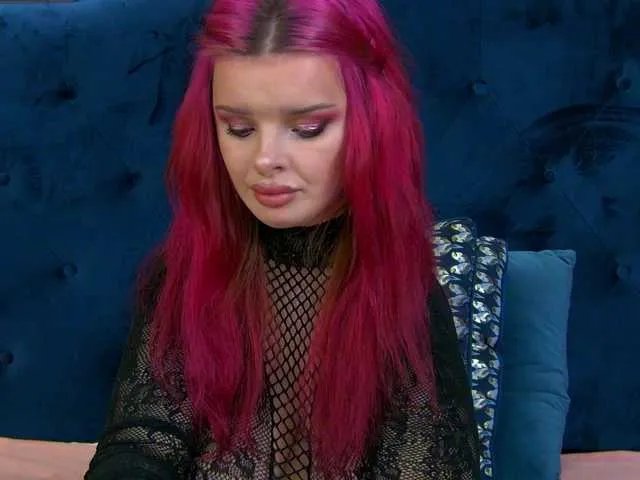 AryaHeart from BongaCams