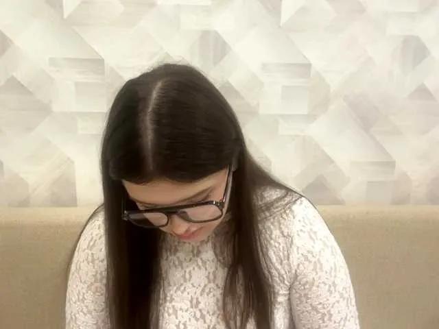 AshleaReuer from BongaCams