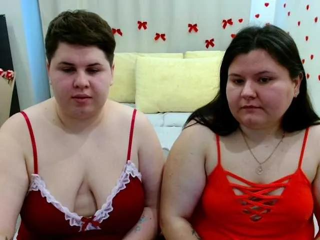 Sexy BeckyAndEllen wants you to fuck their body now BeckyAndEllen from BongaCams
