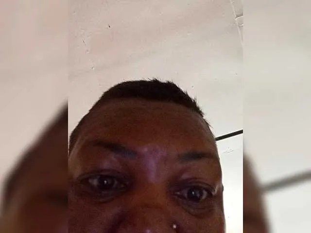 BEENCEE on BongaCams