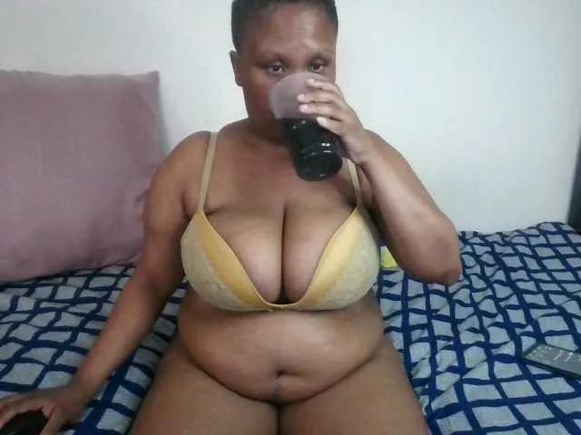 BIGTITTISXX from BongaCams