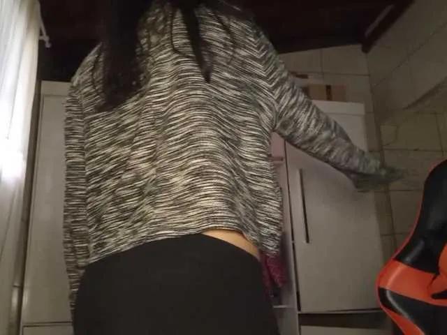 Freechat Bombonzin on BongaCams