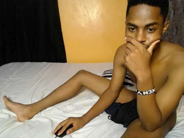 Watch BoonieAndClyde, they want to masturbate for you BoonieAndClyde from BongaCams