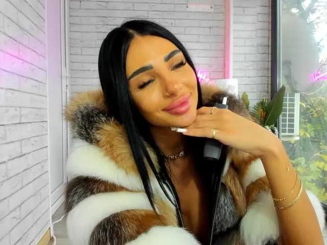 Checkout BongaCams's BritneyCharm BritneyCharm from BongaCams