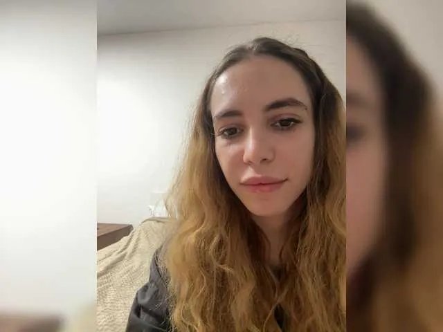 Freechat Buzzyd on BongaCams