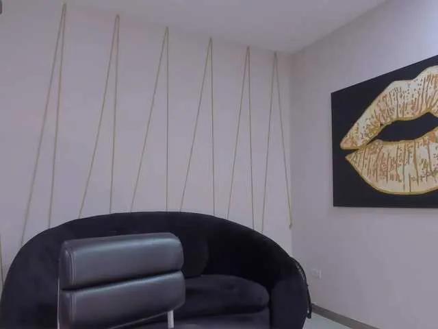 Freechat CarlaBrunni on BongaCams