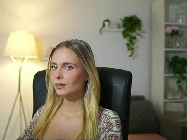 catecrago on BongaCams