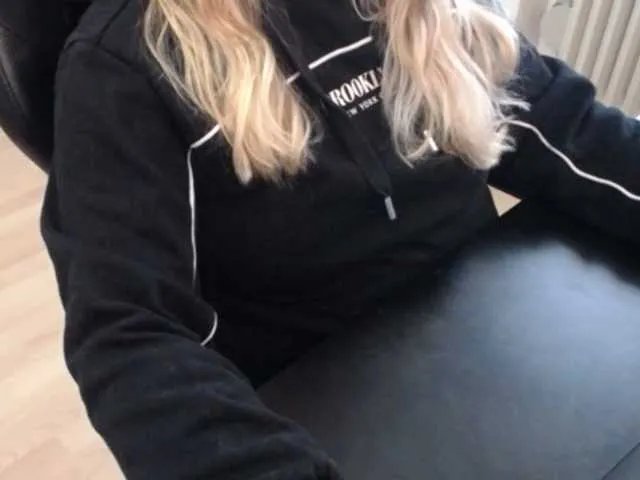 Freechat Celina-Rose on BongaCams