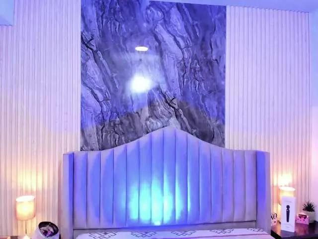 Freechat ChlooeEvanss on BongaCams