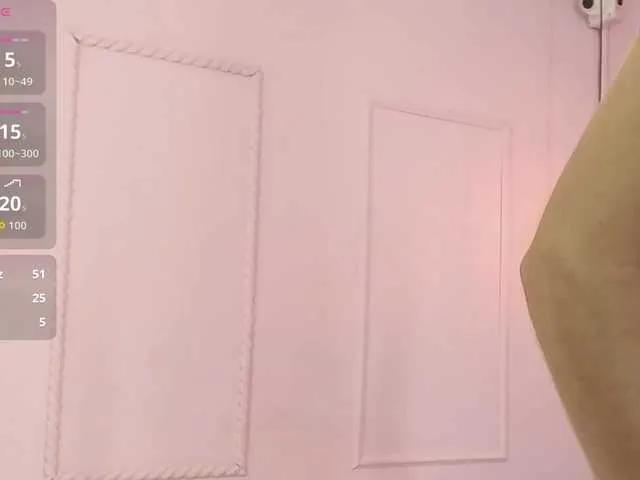 Admire Cintia7cute, she wants to masturbate for you cintia7cute from BongaCams