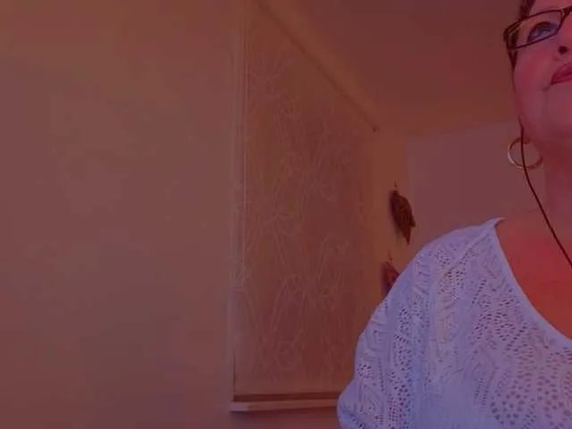 Freechat Connyat99 on BongaCams