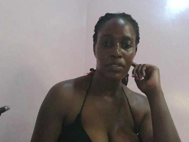 Freechat cute-africanah on BongaCams