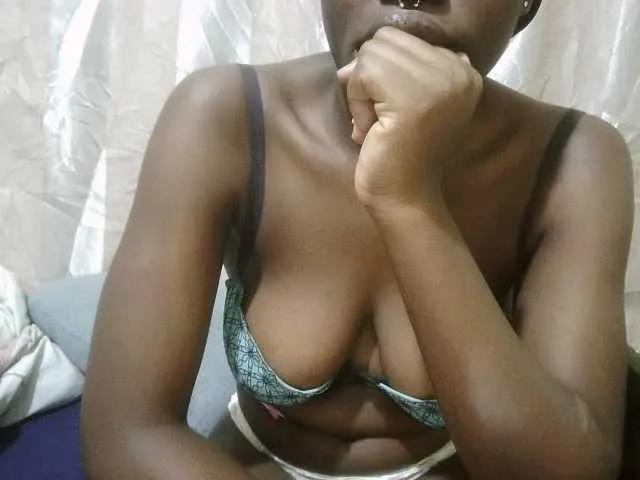 cute-mashall from BongaCams