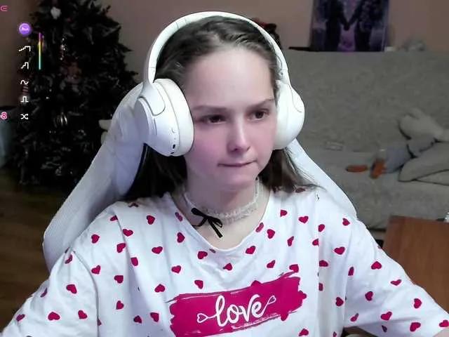 Discover DennyDular, she wants to masturbate for you DennyDular from BongaCams