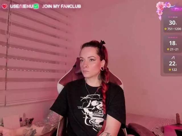 DominaDeivis on BongaCams 