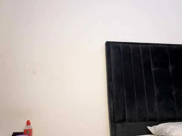 Freechat Ebony-Doll on BongaCams