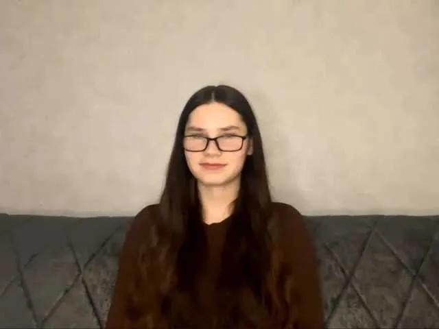 ElinOroz from BongaCams