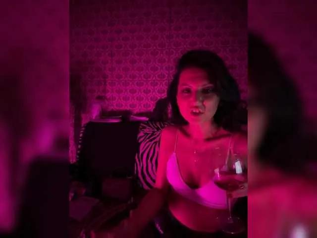 Watch Elvirasextona, she wants to masturbate for you Elvirasextona from BongaCams