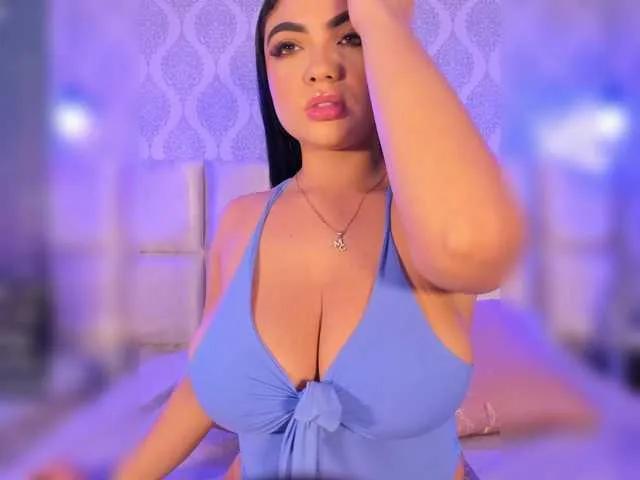 Emily-White from BongaCams