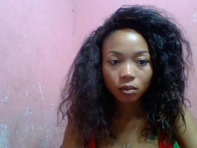 Estelahh on BongaCams