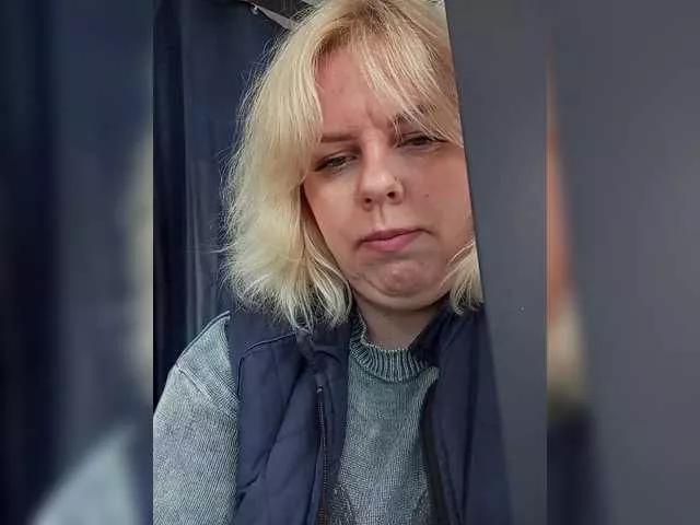 EVA2311 on BongaCams 