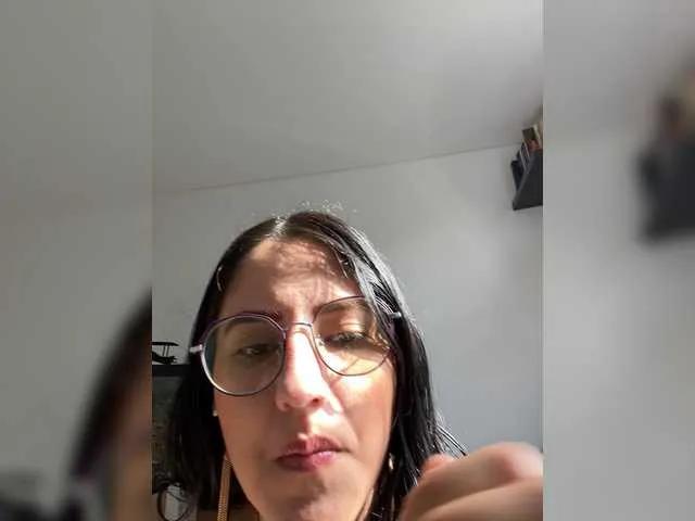 Freechat EvanShell1 on BongaCams