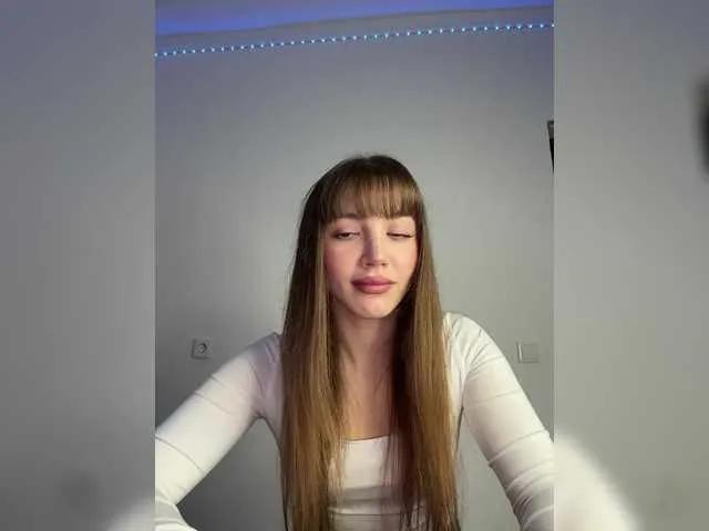 Evelonelfi from BongaCams