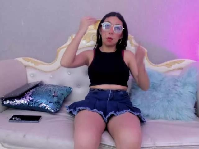 EvelynHarpee on BongaCams 