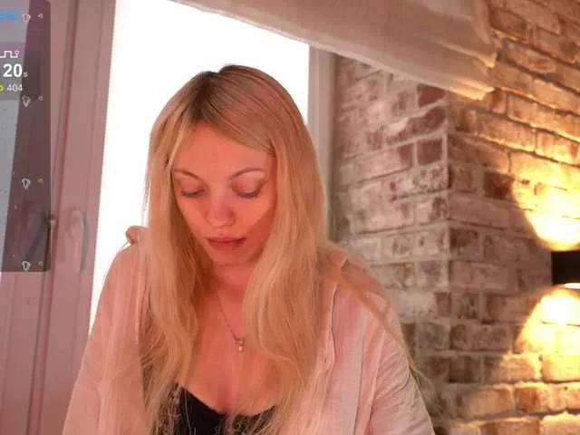 Watch 25 years old favdream from BongaCams favdream from BongaCams