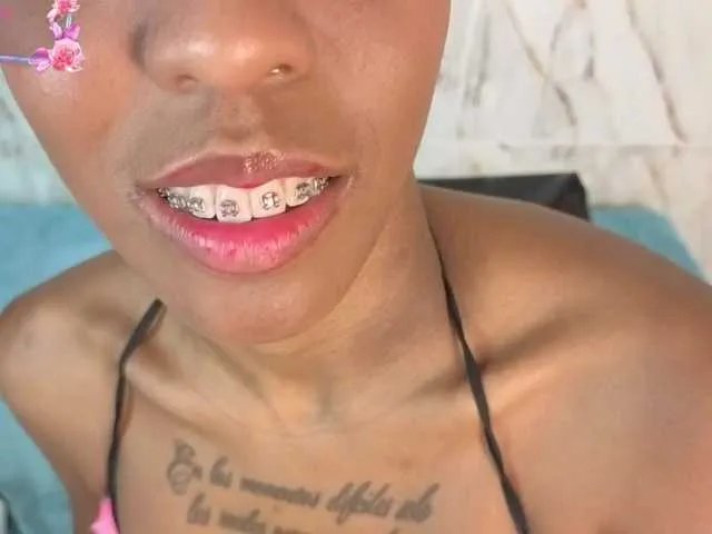 Freechat GeorginaStark on BongaCams