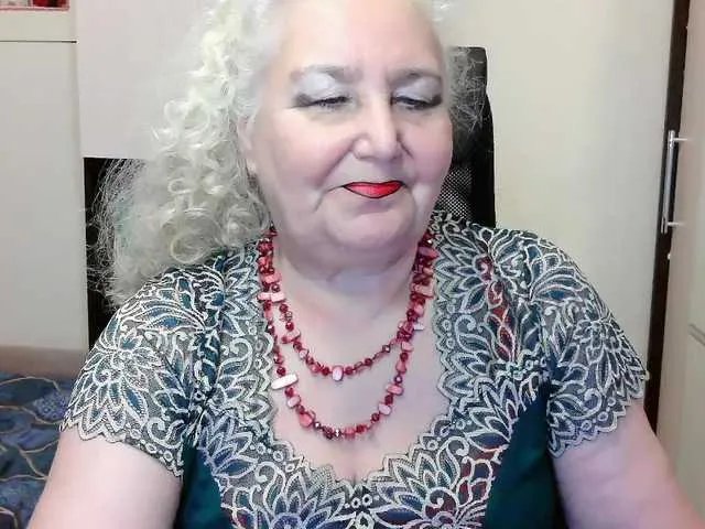 Freechat grannywants on BongaCams