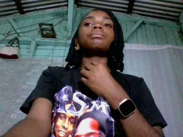 Freechat Hemreyi on BongaCams