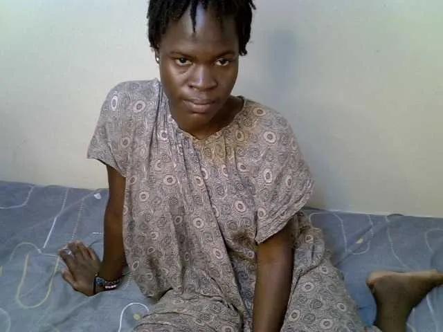 Join HoneyTease, she wants to masturbate for you HoneyTease from BongaCams