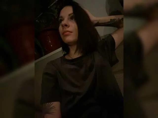 Hotbaby23 on BongaCams