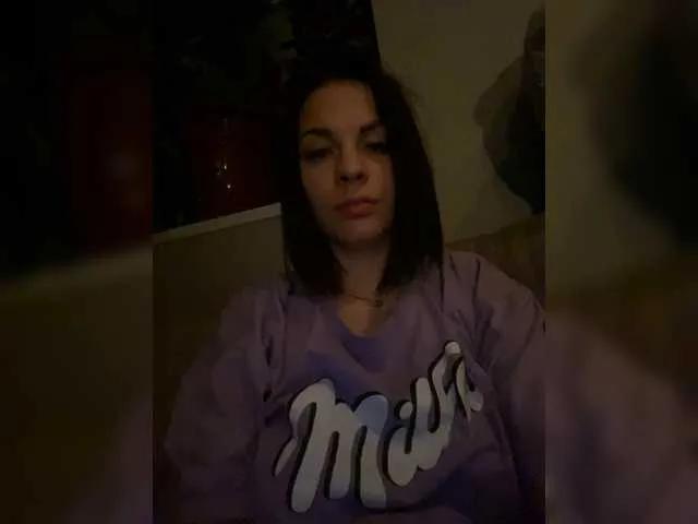 Hotbaby23 on BongaCams