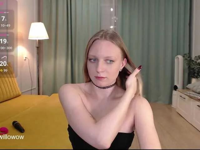 HotWillow from BongaCams