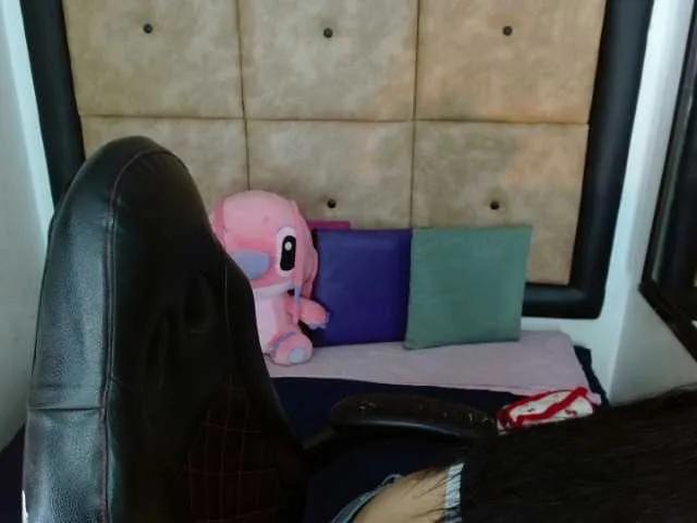 Admire 29 years old IamCarollVbna from BongaCams IamCarollVbna from BongaCams